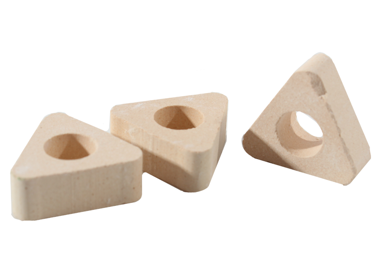 ½" Triangle Kiln Post (Case of 1)