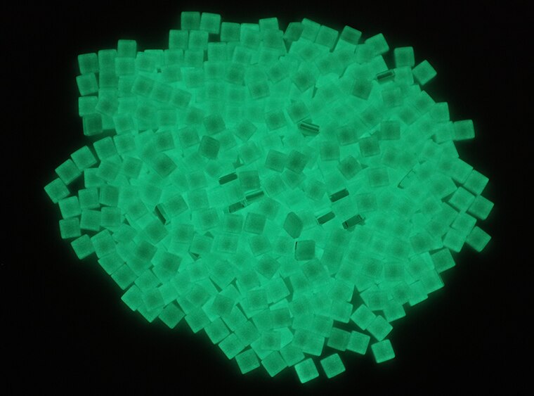 Green Glow Tile - 10 Mm Square (Case of 1)