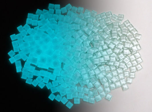 Blue Glow Tile - 10 Mm Square (Case of 1)