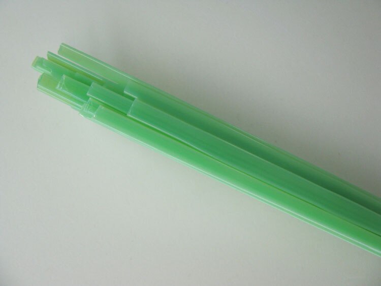 Pastel Green Opalescent Noodles (Case of 1)