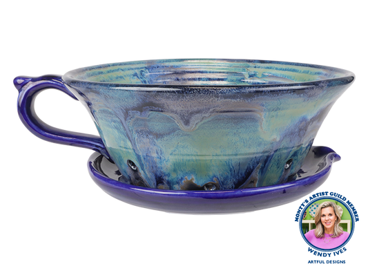 Bisque Stoneware Colander (Case of 1)