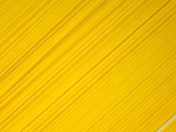 Marigold Opalescent Stringers (Case of 1)